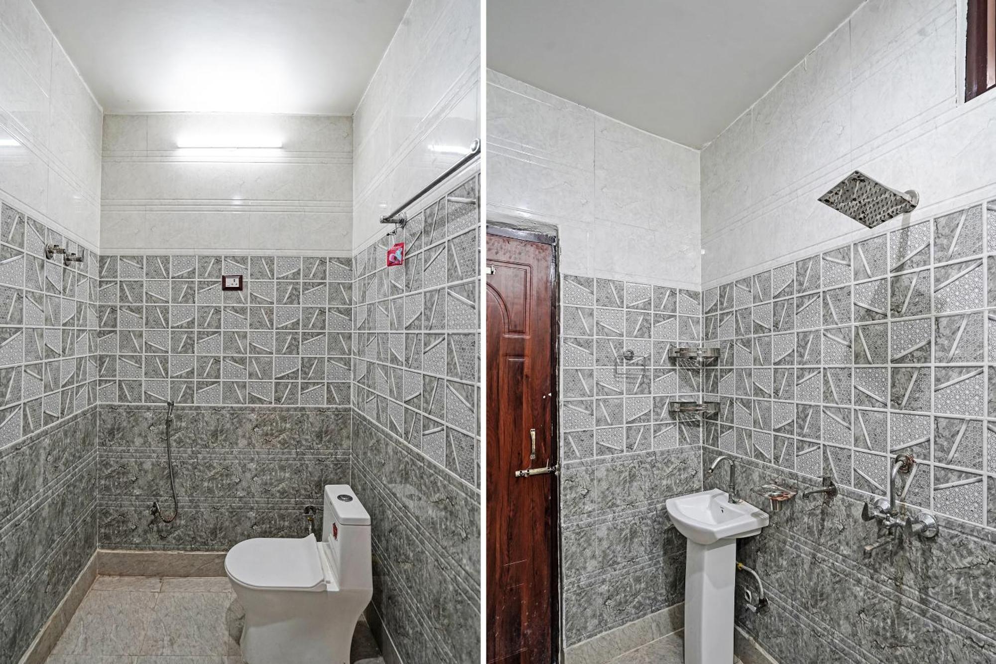 Play- Platinum Sector144 Couple Friendly Hotel Noida Ngoại thất bức ảnh